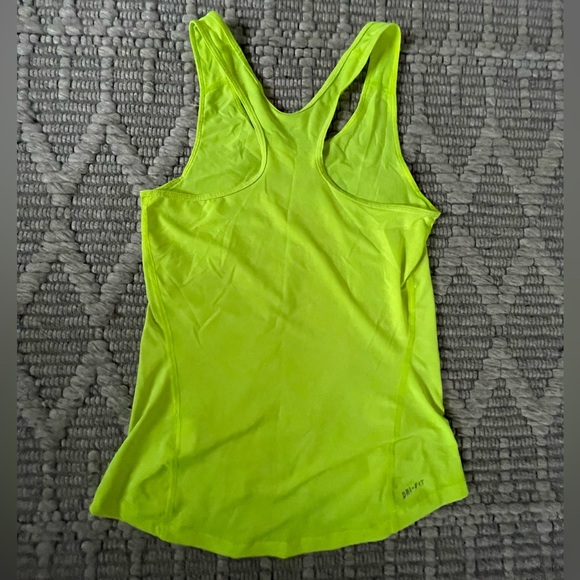 Nike dry fit running tank top - Picture 3 of 4